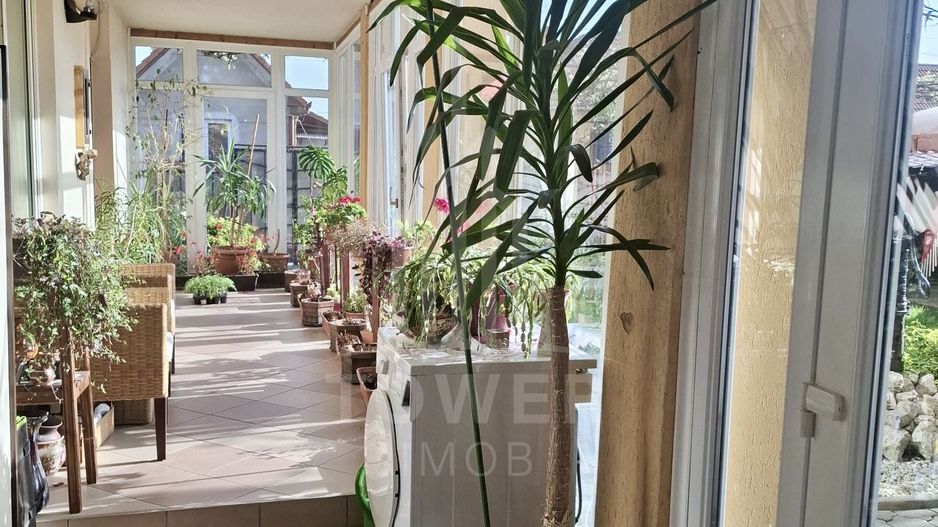 Casă de vânzare în Lazaret – ideală pentru familie sau investiție! - Poză 3