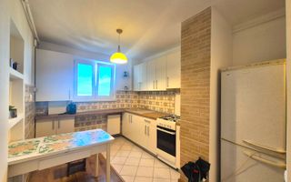 Zona Piata Astra, 3 camere, insorit, cu priveliste. - Poză 14