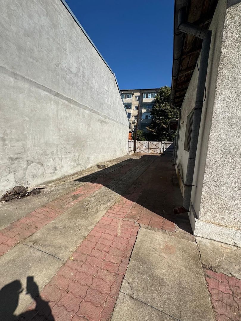 Spațiu comercial de închiriat în Rovine – 94 mp + teren ~300 mp - Poză 2