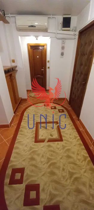 Apartament 3 camere, zona Amaradia - 400 Euro - Poză 6