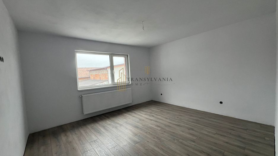 Apartament 3 camere, zona Turnisor - Poză 3