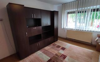 Inchiriez apartament 2 camere decomandate zona OMW/stadion Cetate - Poză 1