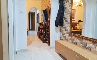 APARTAMENT 3 CAMERE ZONA INEL 2 / IDEAL FAMILIE/ PARTER/ RENOVAT - Poză 2