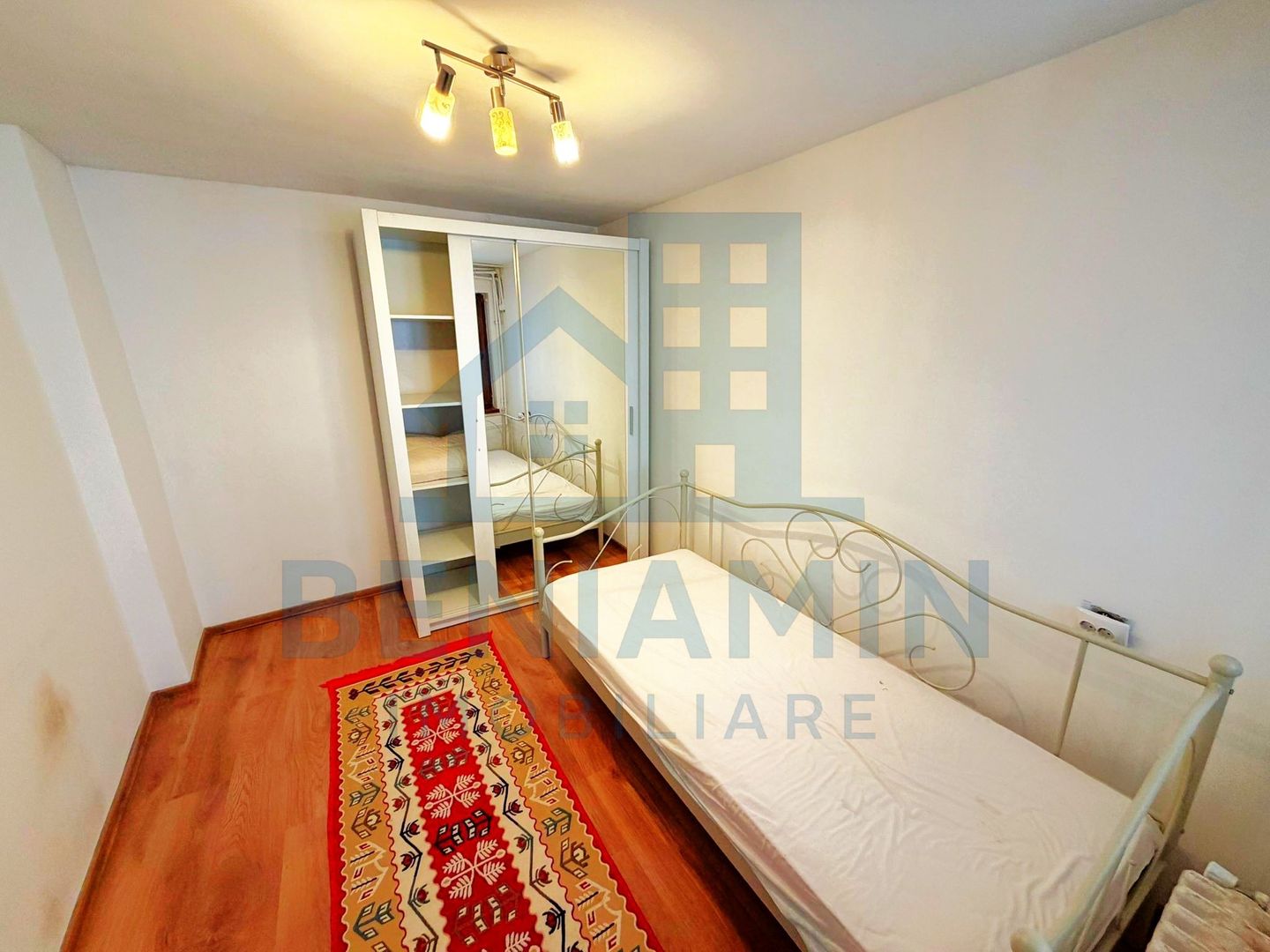 Casa de vanzare-Catargiu-Str Rasinari-Mobilata-Utilata-Disponibila - Poză 5
