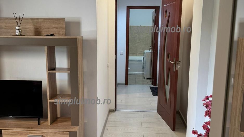 Metrou Garsoniera Petfriendly Decomandata Centrala Proprie Parcare - Poză 4
