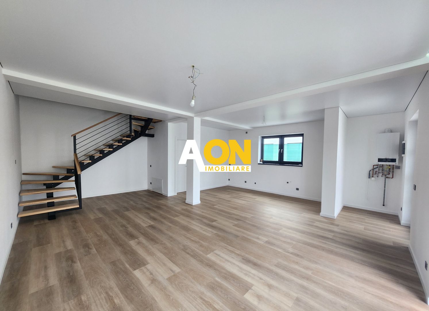 Apartament intr-o vila cu 4 apartamente , Cetate- Alba Iulia - Poză 2