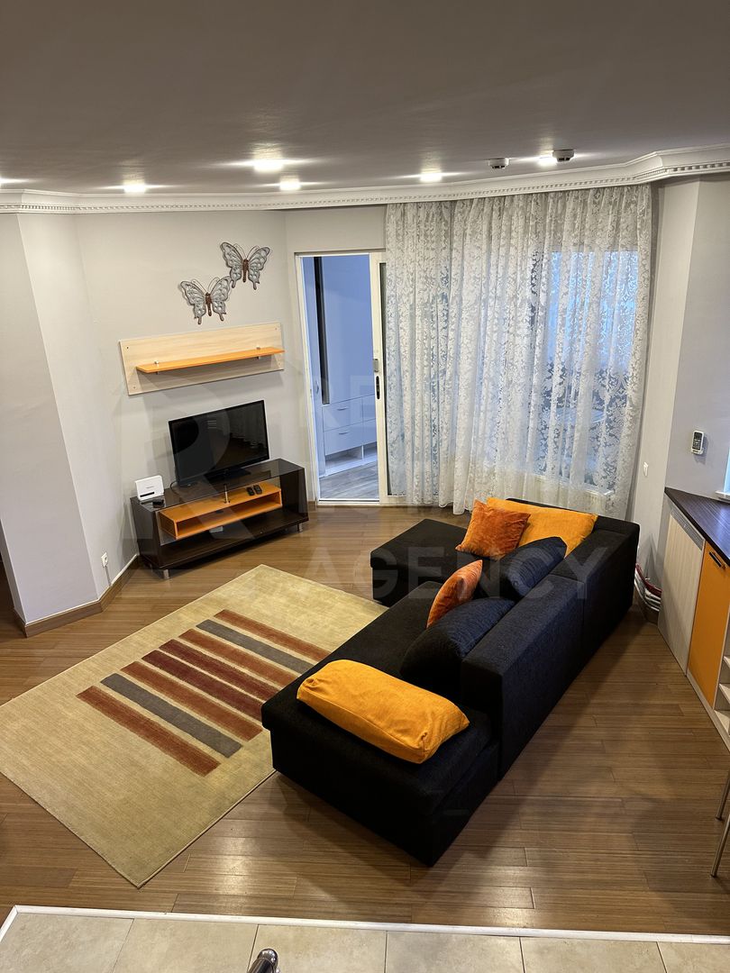 Chirie, apartament, 2 camere, str. Bucureşti, Centru - Poză 2