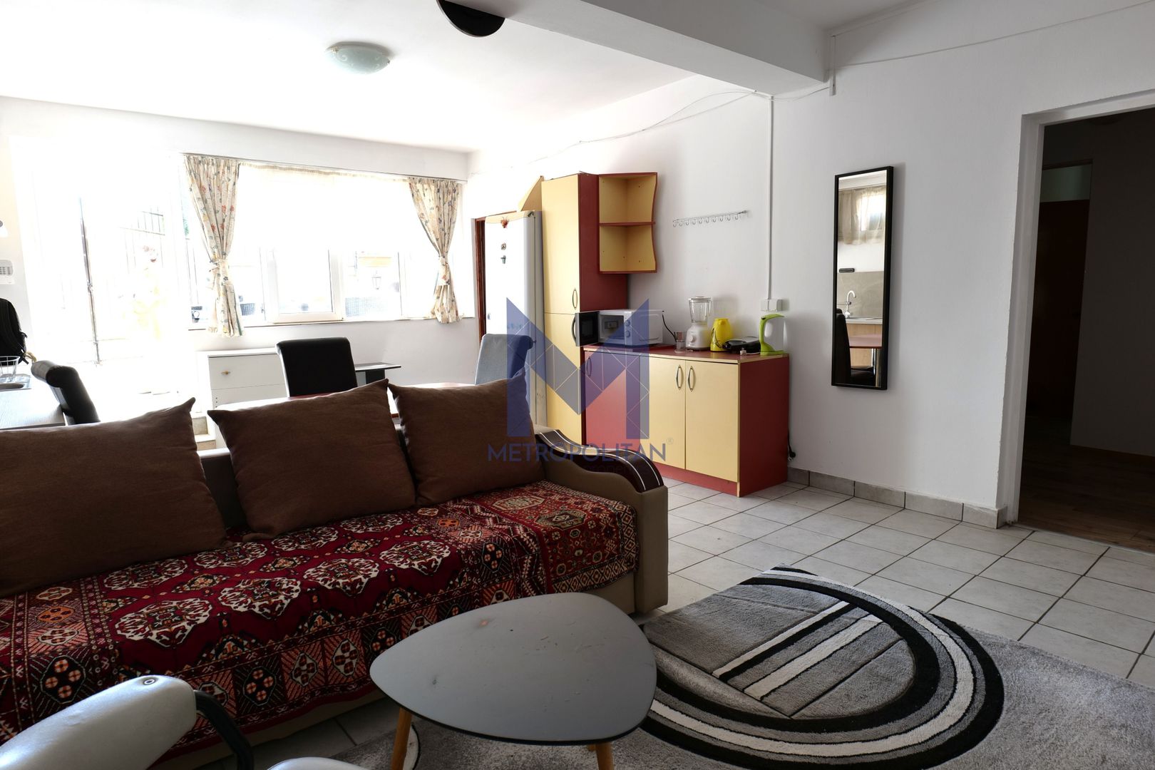 IDEAL studenți UMF! 4 camere la Parter de Casă - Poză 3