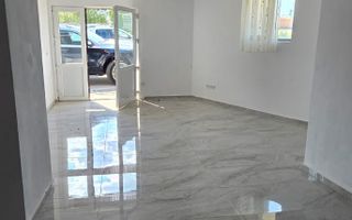 Spatiu comercial open space cu grup sanitar 120 mp utili Turnisor - Poză 1