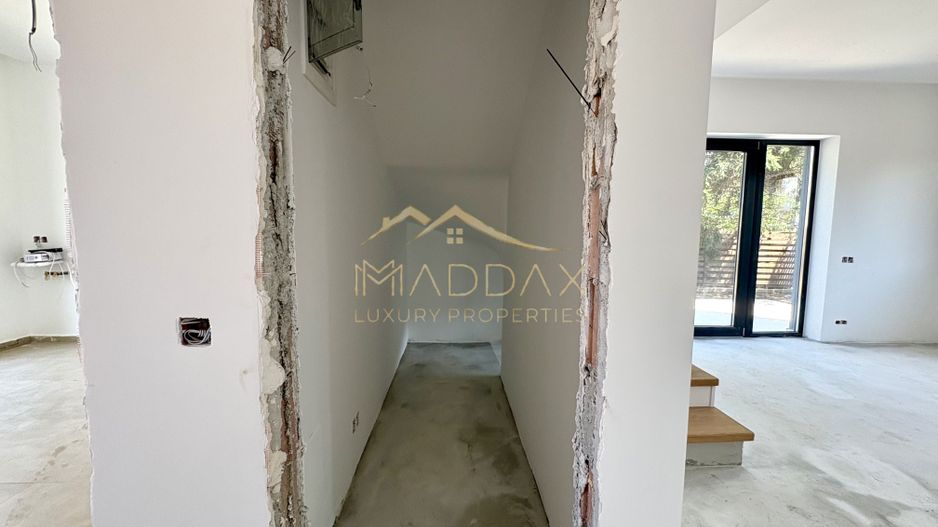 Vila Premium cu 6 camere Tunari  P+1+M ~ Exclusivitate - Poză 23