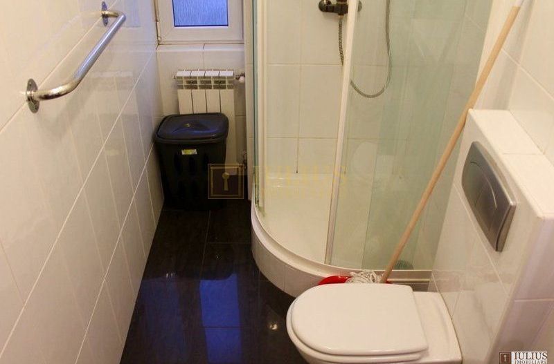 2 camere zona Fac. de Medicina - Hotel Continental, cu centrala proprie. - Poză 16