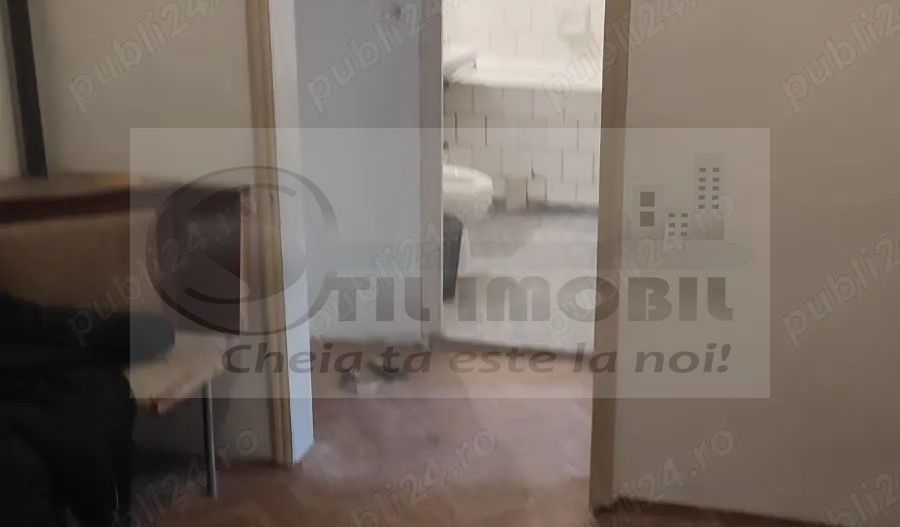 Liber, de vanzare apartament 2 camere, decomandat, Piata Cug - Poză 5