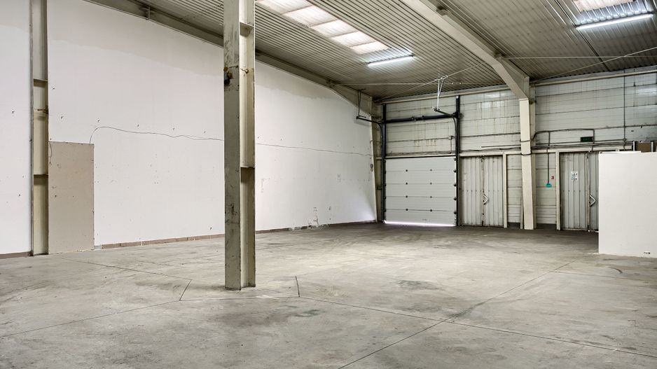 Hala Arad 227 MP - Poză 3