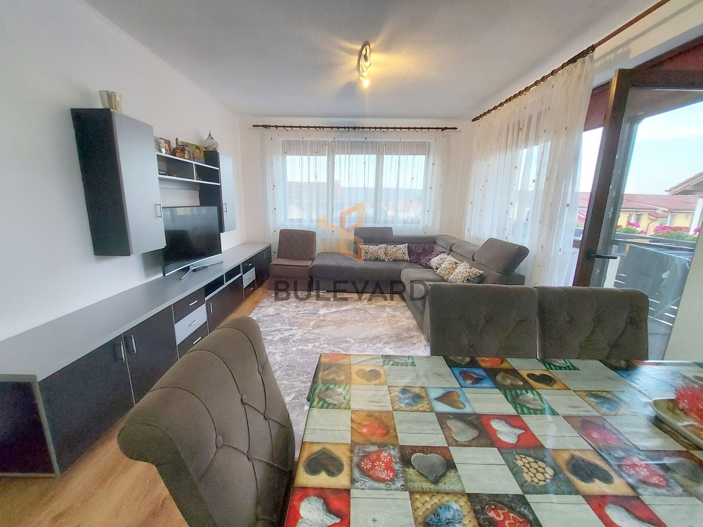 Apartament cu 3 camere, zona Parcul Poligon! - Poză 3