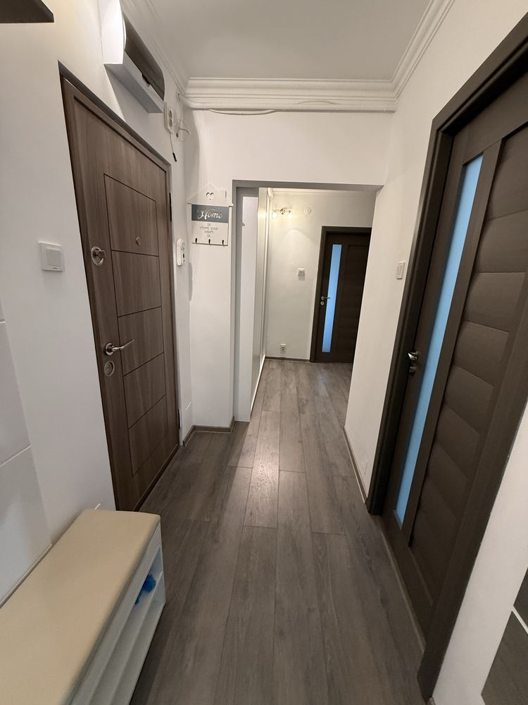 Apartament 3 camere Piata Centrala Galati - Poză 1