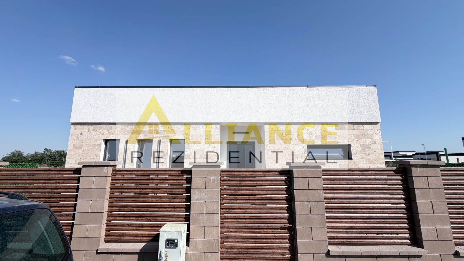 Casa Individuala - 3 camere - 2 bai - 375mp teren - Poză 1