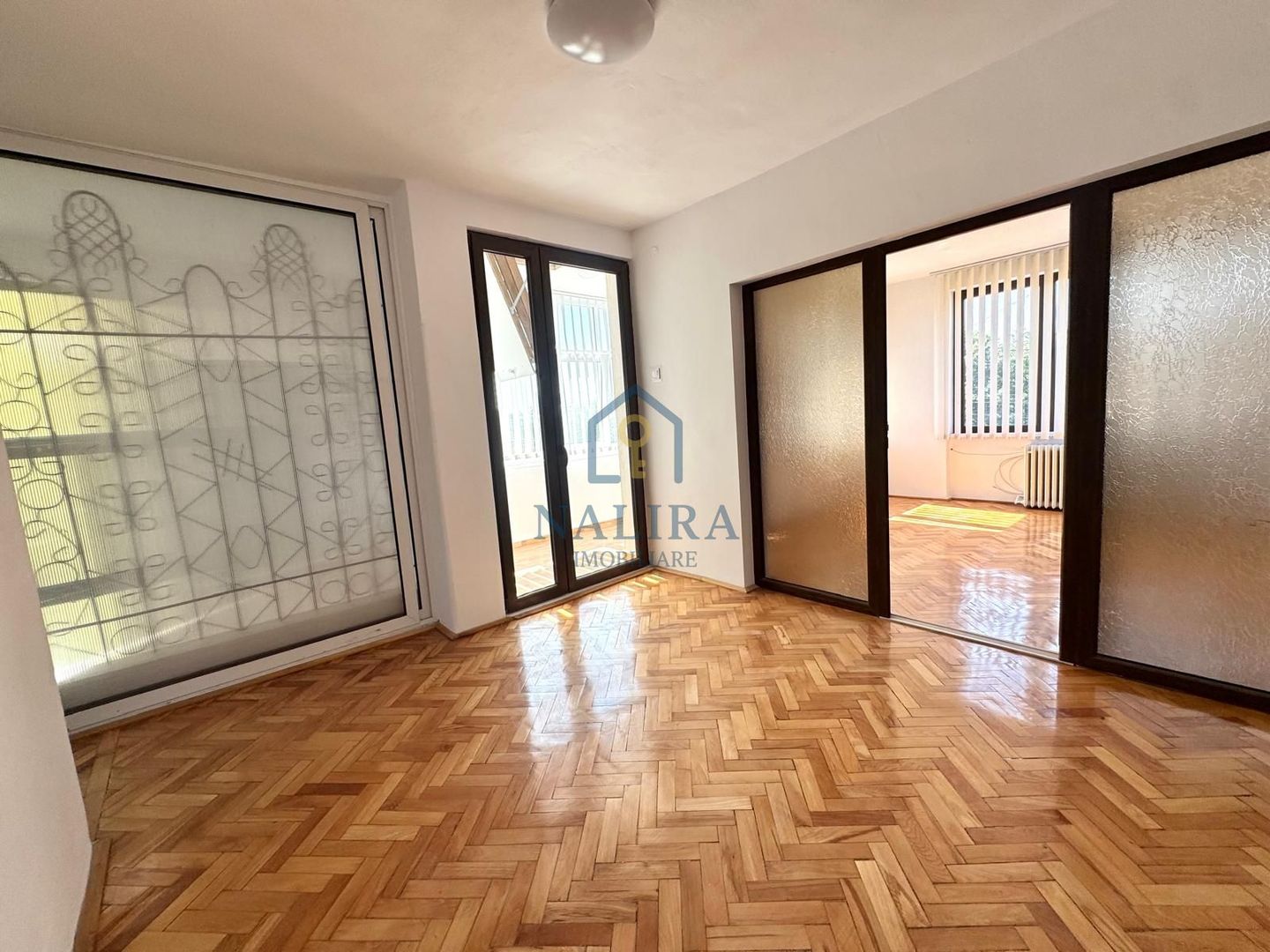 Casa cu 5 camere de inchiriat langa Parcul Regina Maria - comision 0% - Poză 17