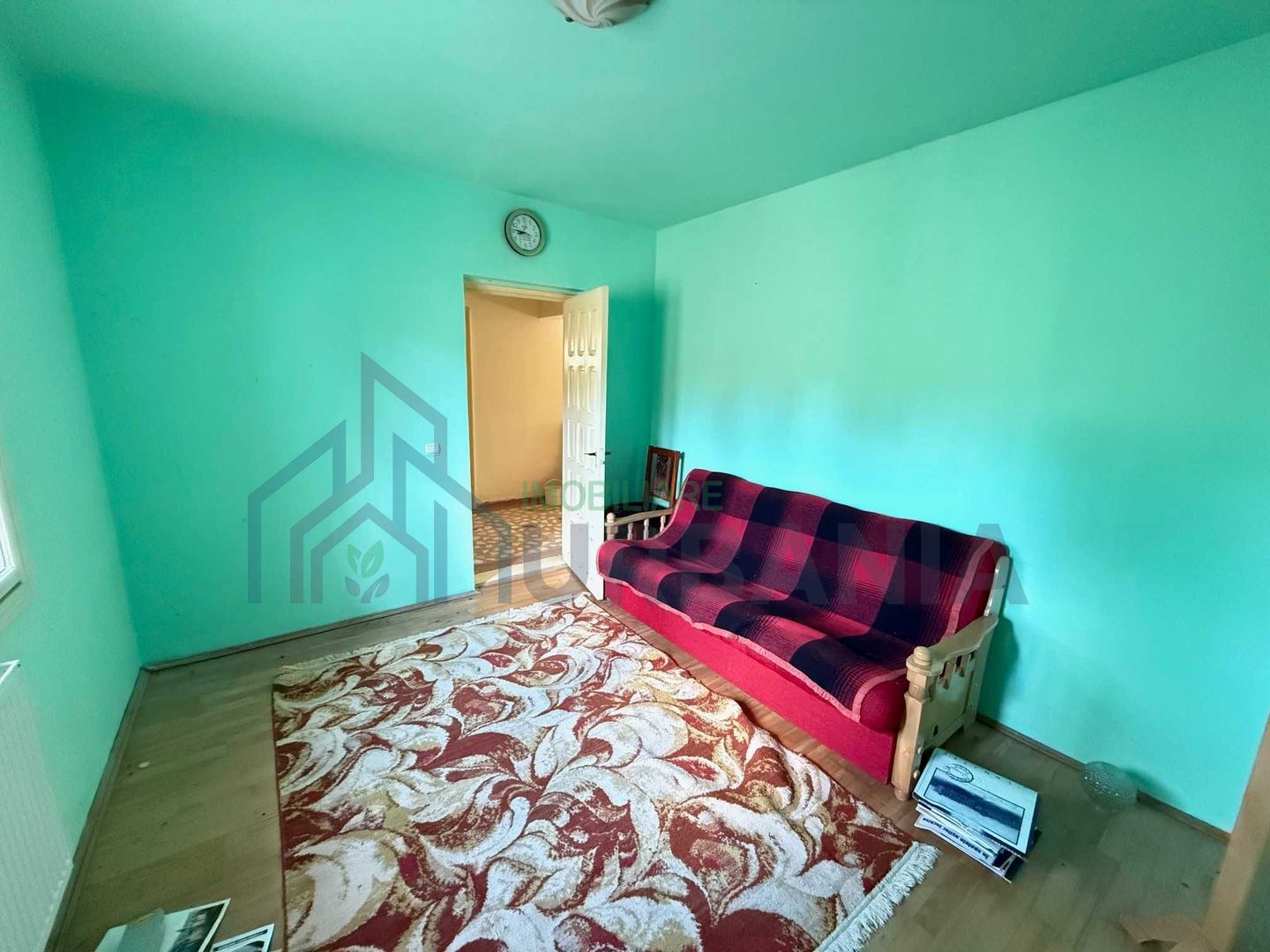 Casă de vânzare în Bucium - Bârnova, zonă centrală - Poză 5