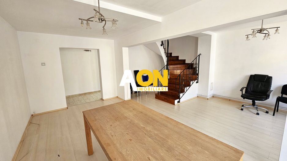 Apartament cu 4 camere, 130 mp utili, Ampoi 1 - Poză 2