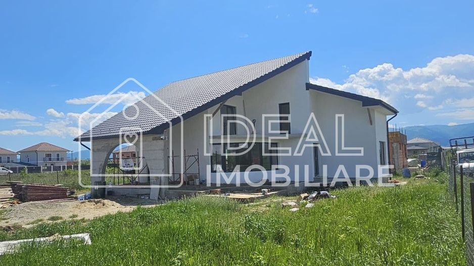 Casa Individuala Moderna cu 5 camere si 668 mpu curte, in Cristian - Poză 4