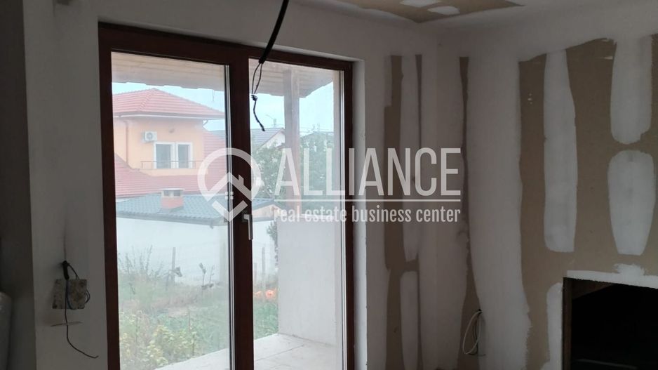 Lumina (cod04)-Casa P+1 4 camere 3 bai - Poză 8