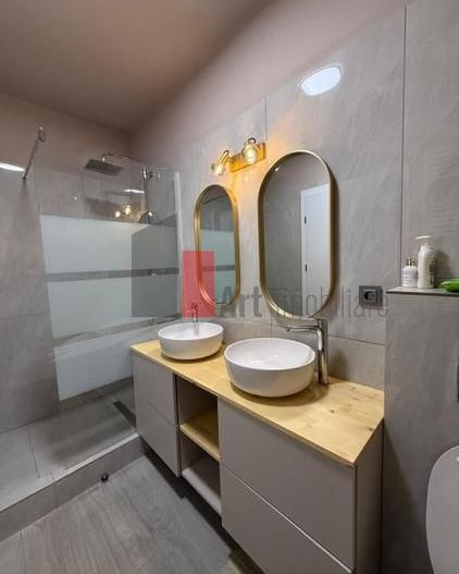 Inchiriez Apartament modern cu 3 camere in Bucuresti Sector 6 langa politehnica - Poză 1