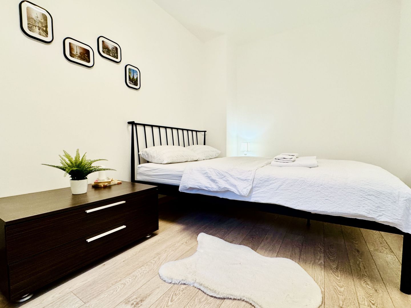 2 camere central vis-a-vis de Posta Mare - Poză 8