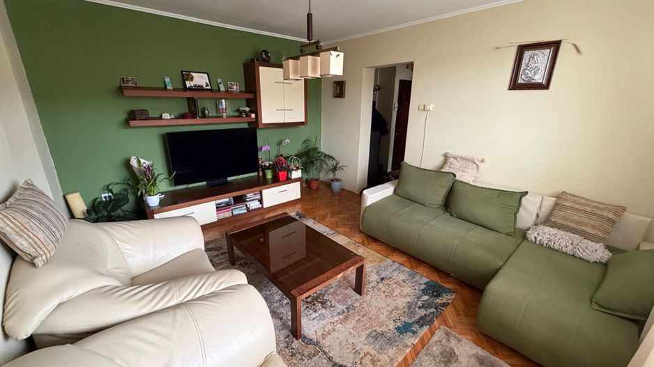 Apartament 2 camere, etaj 2 - Cugir - Poză 9