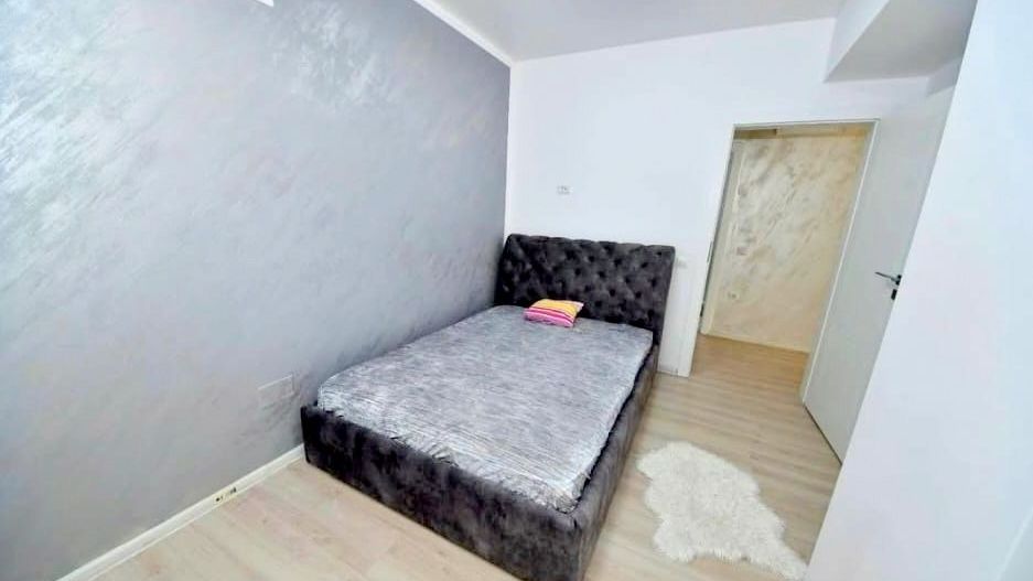 De inchiriat apartament 2 camere, bloc Flamingo, etaj 3, 500 euro - Poză 4