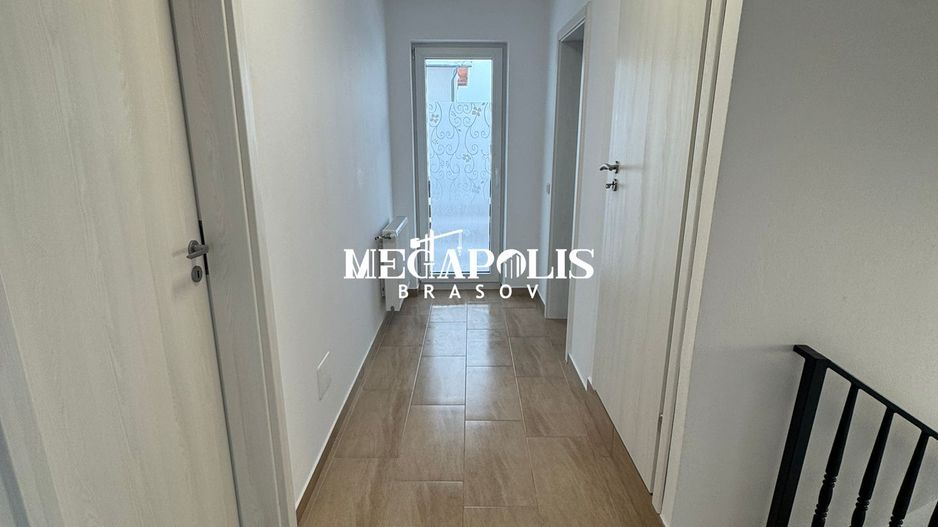 Chirie Casă cu 5 Camere Tip Duplex în Brașov, Cartier Izvor. - Poză 8