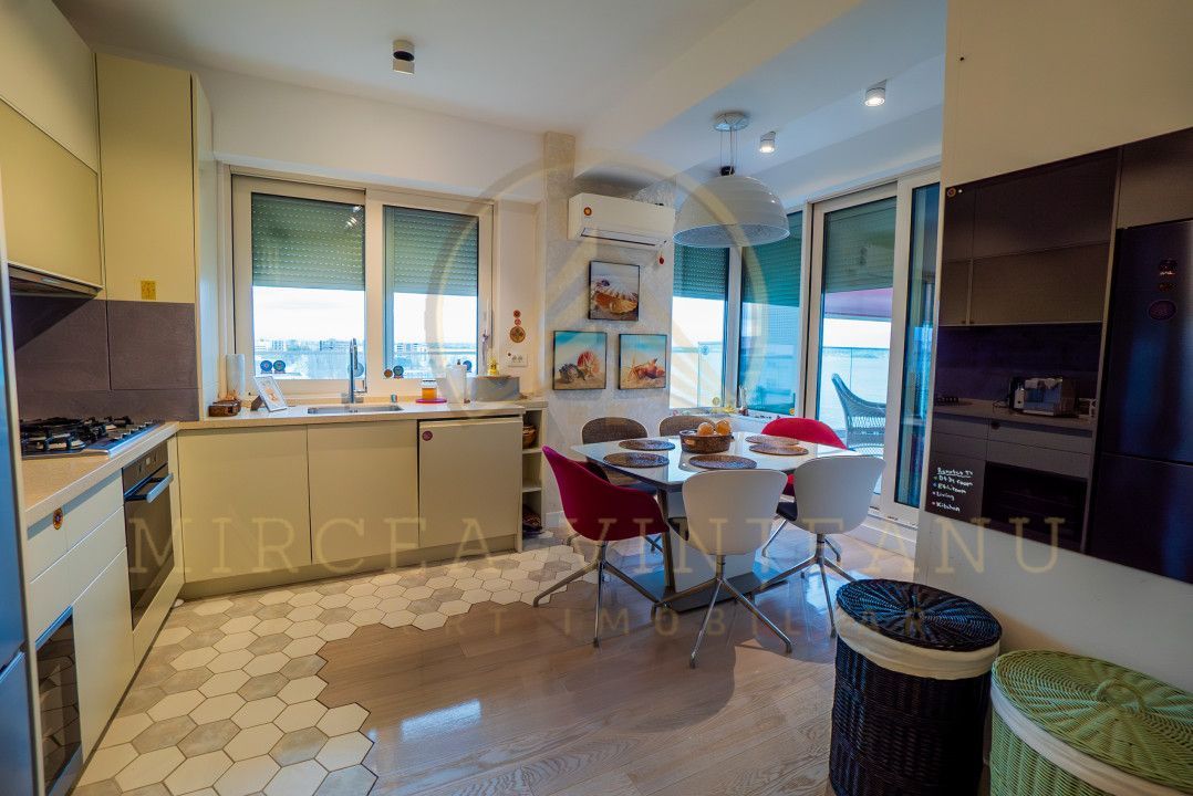 Statiune Mamaia - Summerland - Apartament cu vedere frontala la mare si lac. - Poză 12