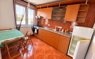 Aradului-Iulius Town | 2 Camere | Etaj Intermediar | Decomandat. - Poză 2