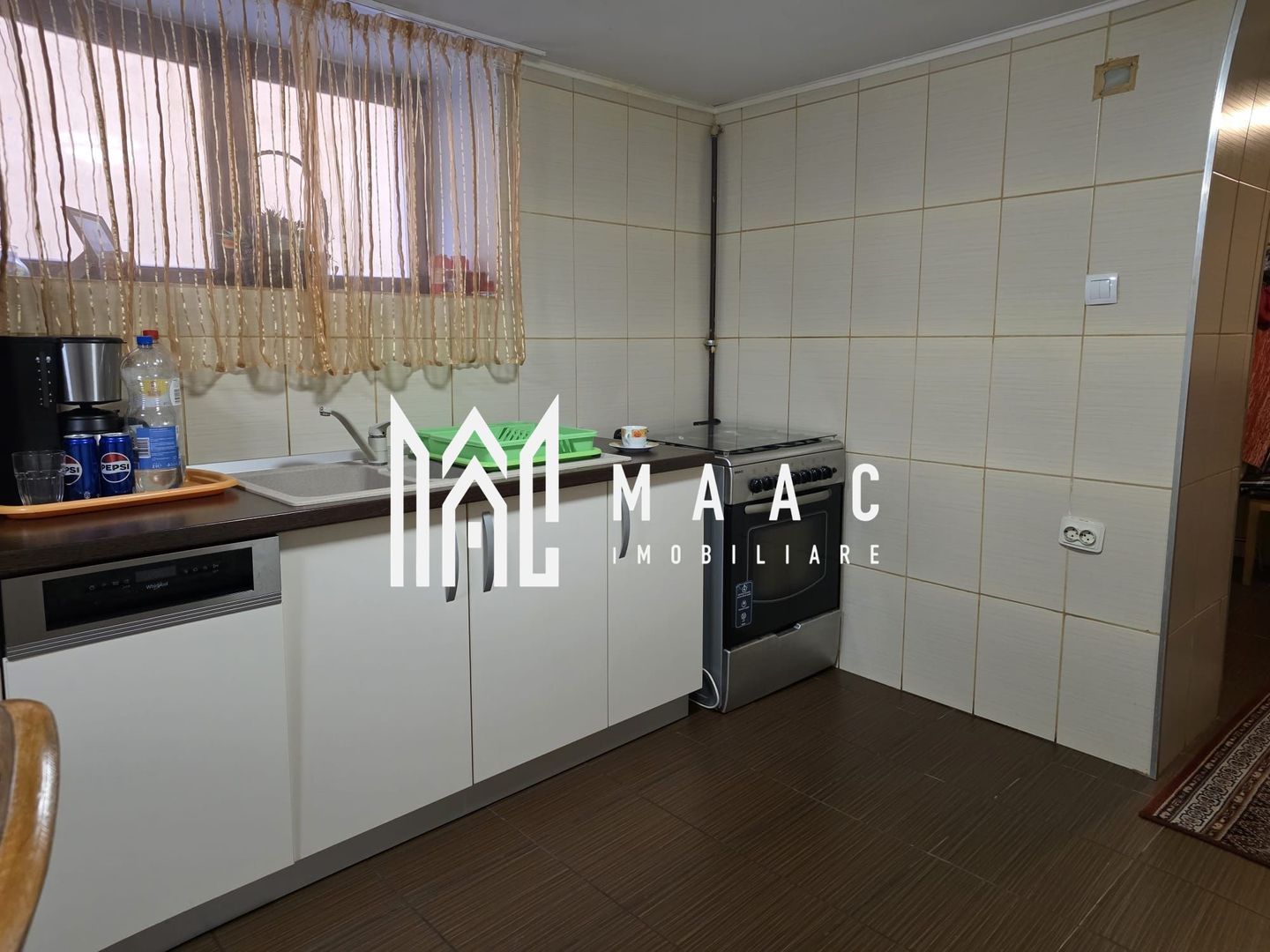 Casa 4 camere I Decomandata I Gradina I Lacul lui Binder - Poză 28