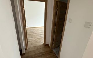 Etaj 2 apartament cu 2 camere 54mp renovat zona Tatarasi-Dispecer - Poză 2