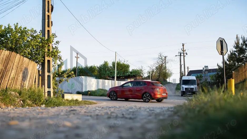 Teren intravilan Dorobanț, Aroneanu, Iași - 592 mp, cu branșamente definitive - Poză 3