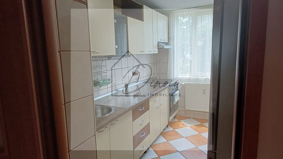 Apartament 3 camere Resita Crisului I complet mobilat + boxa + parcare - Poză 24