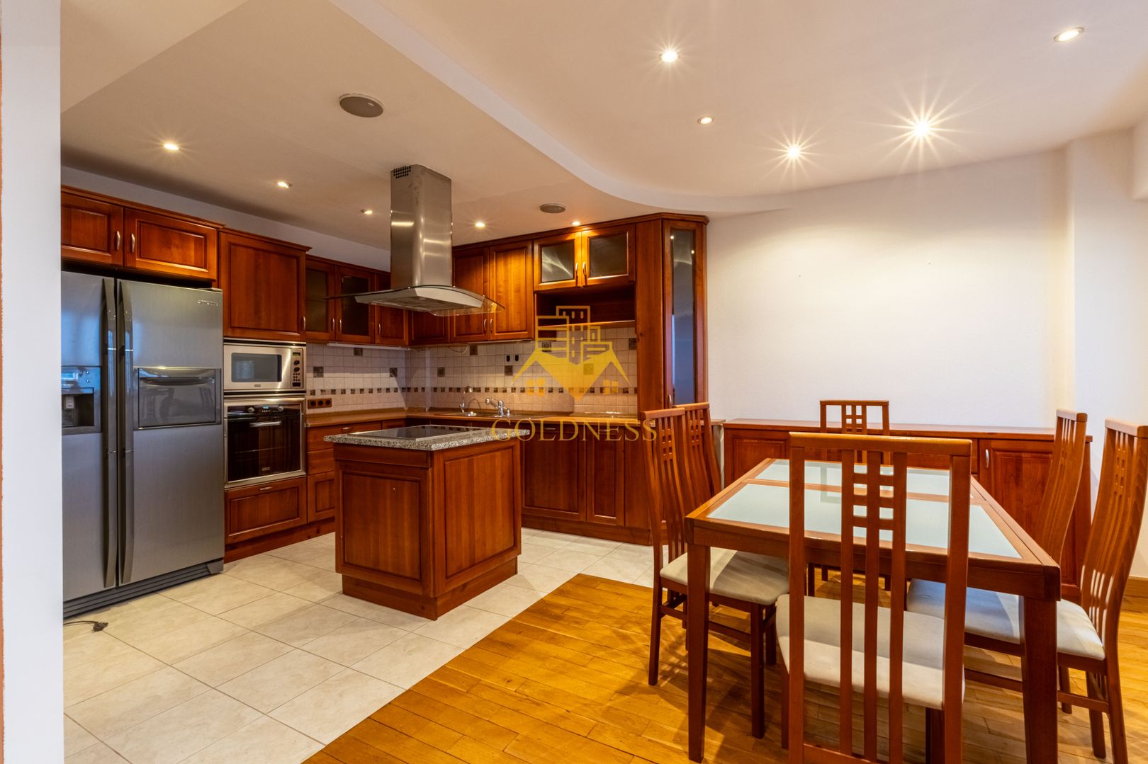 3 camere, 100mp, 2 bai, modern, 4/6,Zona Centrala, Cipariu, Titulescu - Poză 1