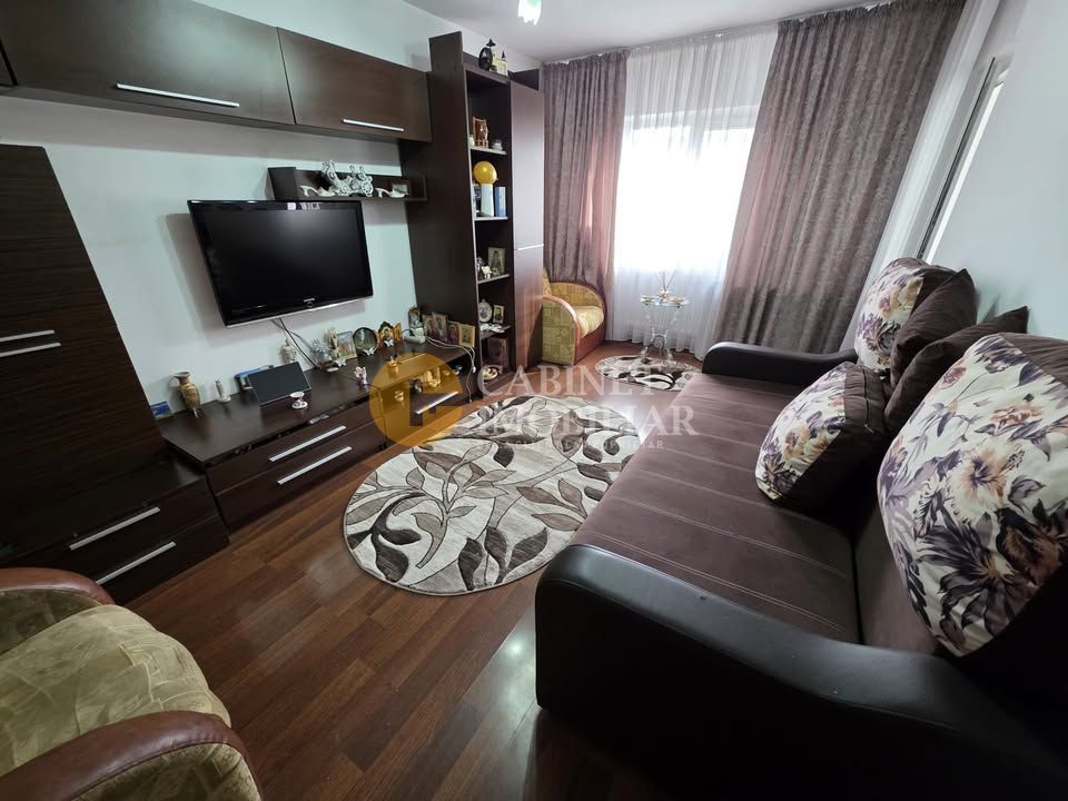 2 Camere Decomandat- Mobilat si utilat- Zona Mircea cel Batran - Poză 1