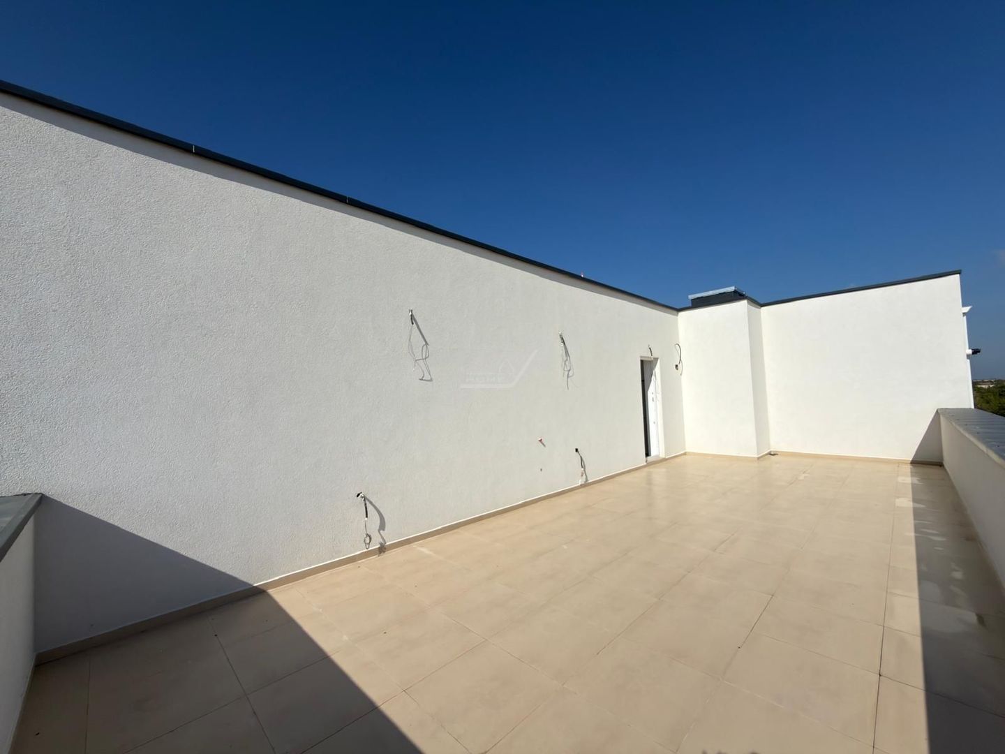 Proprietar vand apartament tip Penthouse. Bloc finalizat. Toate utilitatile. - Poză 4