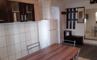 De inchiriat apartament 2 camere zona Teiul Doamne - Poză 3