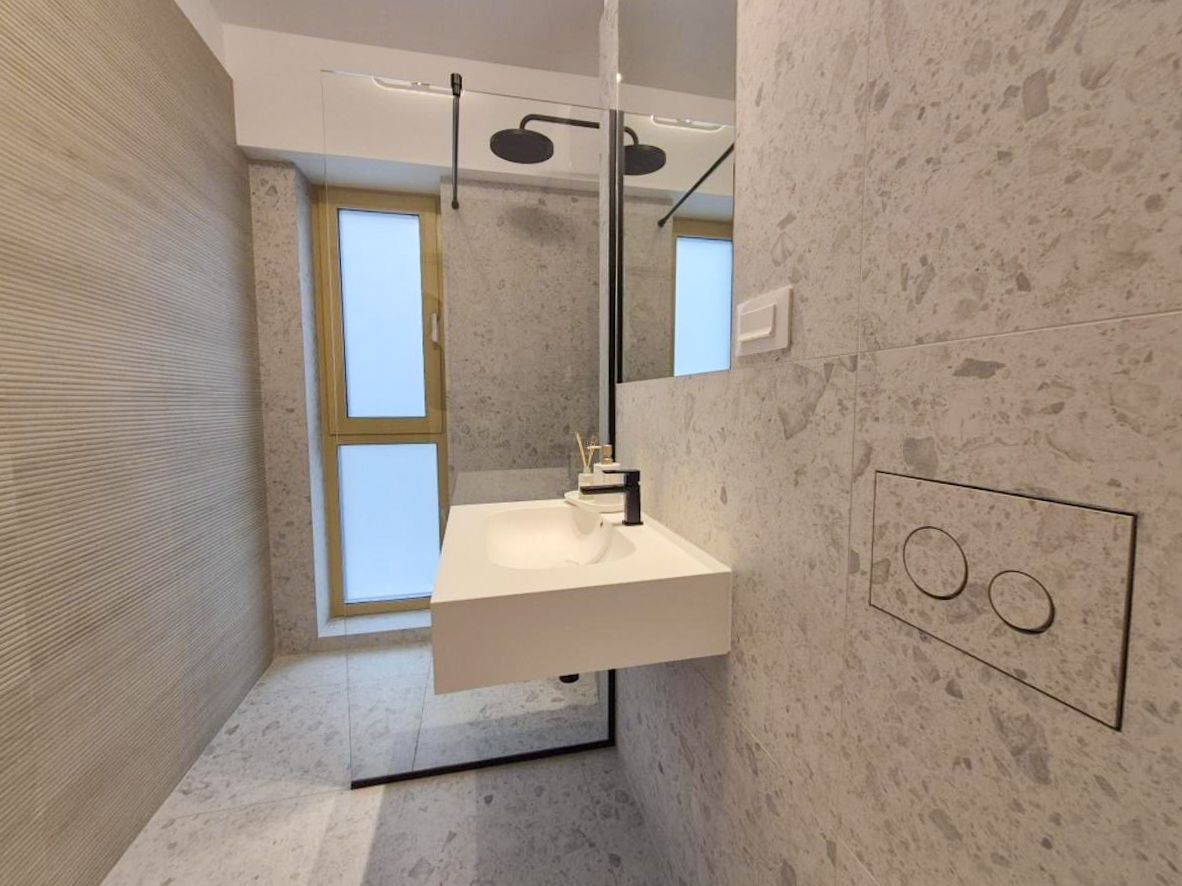 Închiriere | Apartament 3 camere | curte 132mp | Metrou Unirii - Poză 6