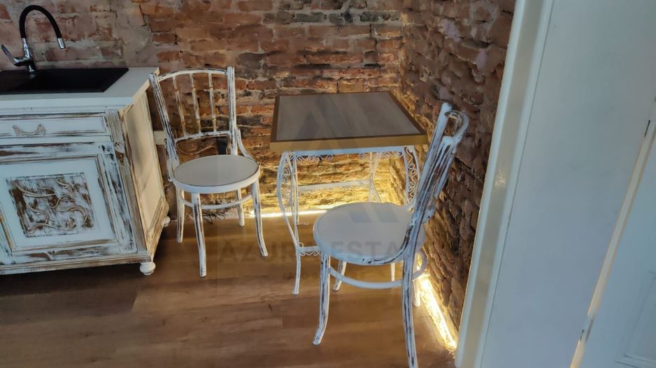 Apartament modern 2 camere 56 mp utili si curte in zona Centrala - Poză 8