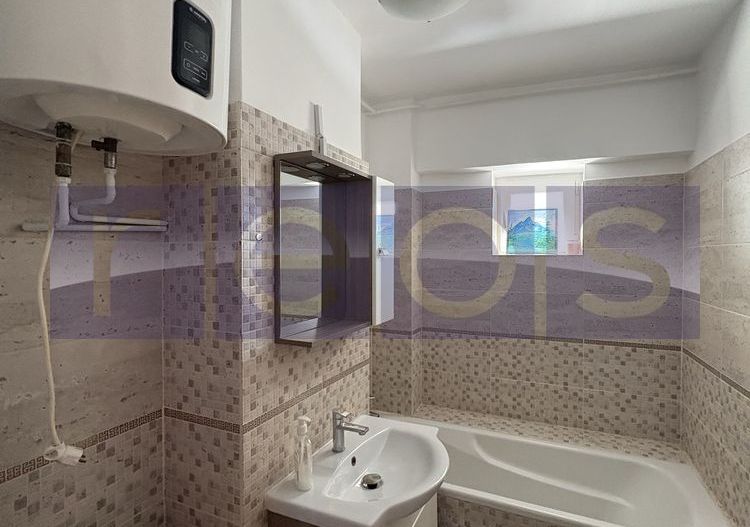 VANZARE 3 CAMERE DECOMANDAT  DOROBANTI - Poză 4