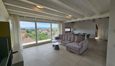Apartament 3 camere | Etaj 4 | Lift | Calea Dumbravii