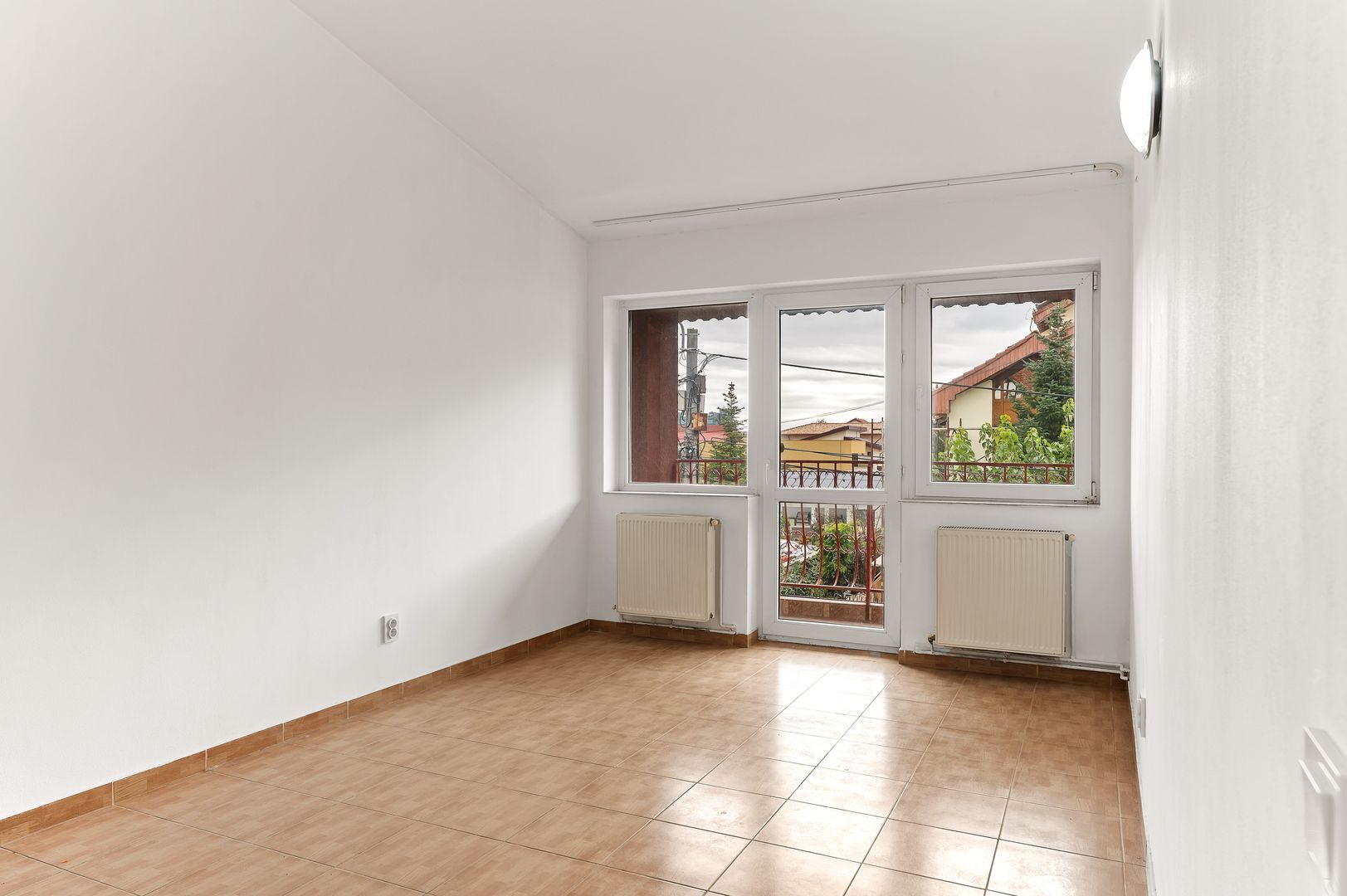 DE INCHIRIAT  Vilă cu 14 camere PIPERA/VOLUNTARI/ROND OMV - Poză 23