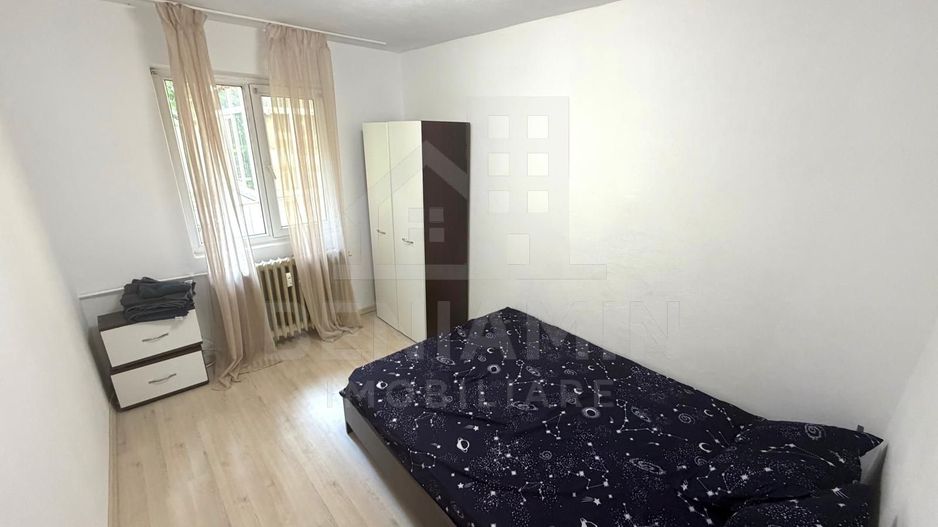 3 camere semidecomandat zona Materna -etaj 1- vedere bilaterala - Poză 3