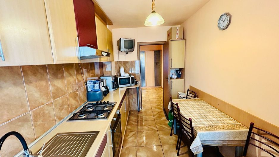 Apartament de închiriat în Sibiu – 3 camere,balcon, zona Nicolae Iorga - Poză 10