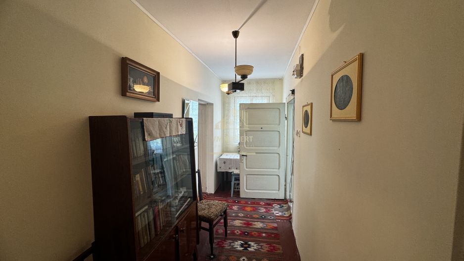 CASA 3 CAMERE, PLUS ANEXE, TEREN 2141 MP, BEREVOIESTI, ARGES - Poză 16