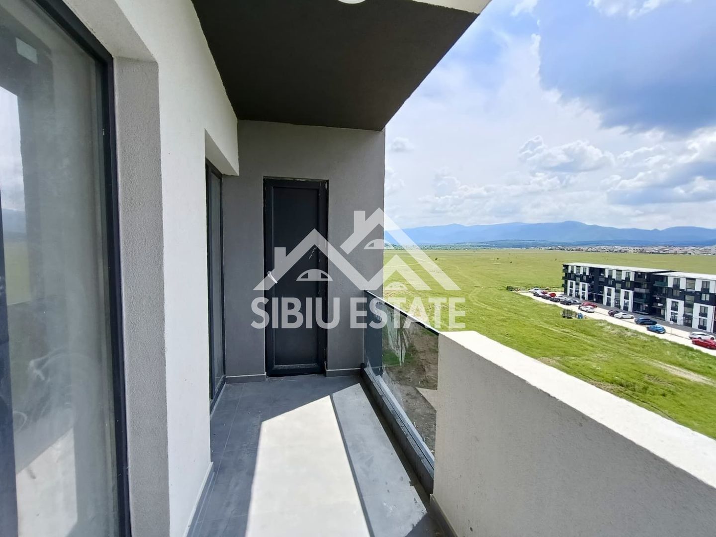 Apartament modern 2 camere ,parcare acoperita Șelimbăr  Doamna Stanca - Poză 8