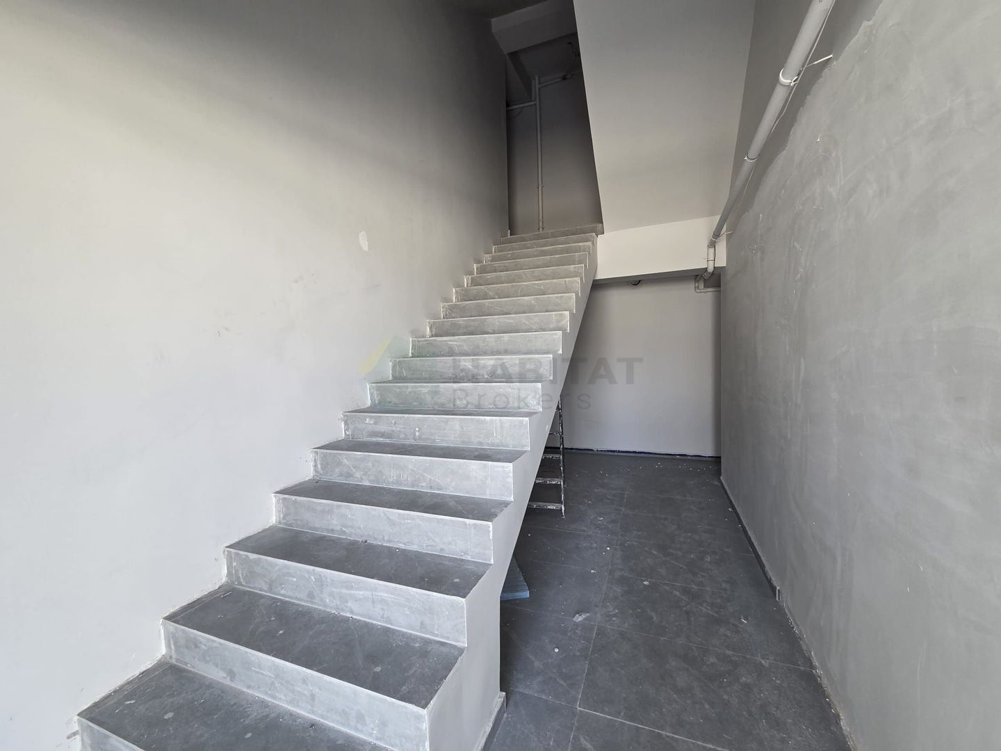 Apartament 3 Camere cu gradiina 80 mp | Tunari - Poză 11